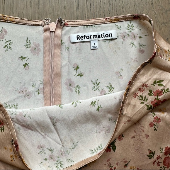 Reformation Benson Floral-Print Silk-Satin Mini Skirt in Vivian - Picture 7 of 9